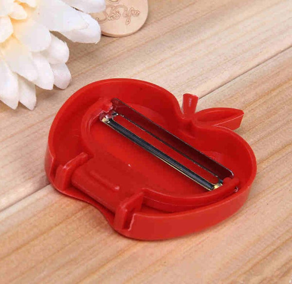 Foldable Vegetable Peeler